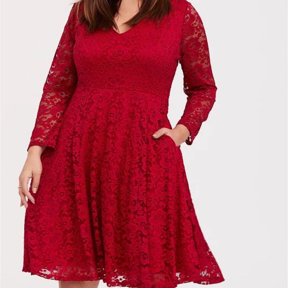 Torrid Lace Skater Dress Size 2 (18-20)